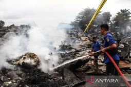 Pasar Kasongan berkobar, belasan toko dan sekolah hangus terbakar