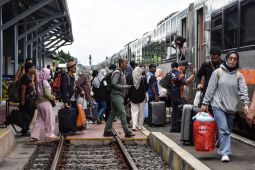 Daop 2 siapkan 24 perjalanan KA Jarak Jauh per hari pada musim lebaran