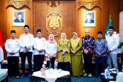 Khofifah ajak KPID Jatim sinergi sukseskan siaran Piala Dunia 2026