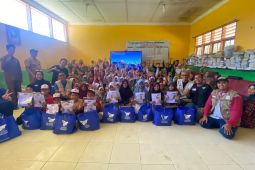 BFLF gandeng donatur Malaysia bantu seragam sekolah untuk pelajar Aceh