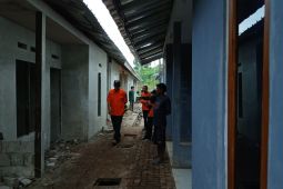 BPBD Garut pastikan rumah relokasi siap ditempati korban bencana tanah bergerak