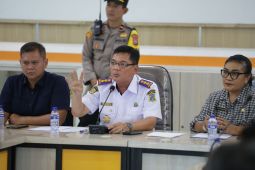 Dishub Surabaya minta juru parkir segeraperpanjang KTA