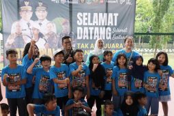 Gubernur Andra Soni dorong pembinaan atlet muda di kejuaraan tenis junior