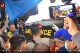 Jenazah perempuan korban pesawat ATR 42-500 jalani proses identifikasi - VIDEO