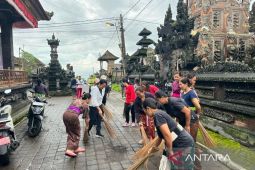 Tradisi kentongan dari kayu (kulkul) di Bangli dihidupkan lagi ajak warga bersih-bersih