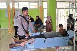 Seorang warga Mukomuko digigit buaya