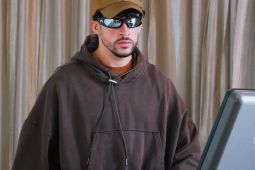 Sihir Bad Bunny pada hiburan paruh waktu Super Bowl 2026