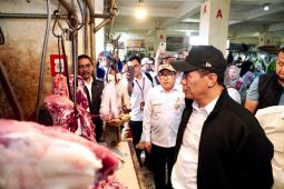 Mentan minta RPH tak naikkan harga daging sapi jelang Lebaran