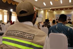 Dampak konflik Timur Tengah, penerbangan umrah dihentikan sementara