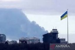 Rusia desak negara-negara asing evakuasi diplomat dari Kiev