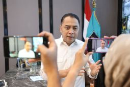 Wali Kota Surabaya imbau warga waspadai cuaca ekstrem
