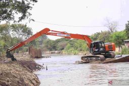 Pemkab Bekasi percepat normalisasi sungai cegah banjir