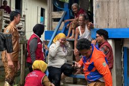 Dinkes Muara Enim terjunkan tim medis ke lokasi banjir
