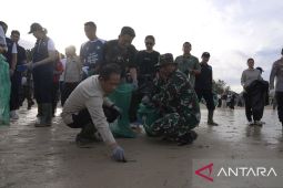 Menteri LH izinkan buang sampah pantai di TPA Suwung