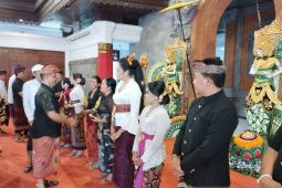 Pemkab Gianyar: Bahasa Bali penting dilestarikan melalui penggunaan sehari-hari