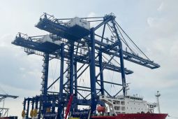 Pelindo Petikemas datangkan 39 alat bongkar muat semester II 2026