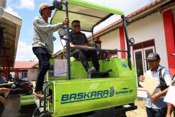 Pemkab Kukar tingkatkan produktivitas pertanian melalui mesin modern