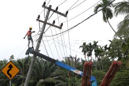 Tinggal tersisa 13 desa yang belum berlistrik pascabencana Aceh