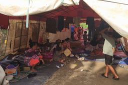 Sivitas akademika UI bantu korban banjir di Desa Pantai Harapan Jaya Bekasi