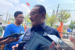 PAM Cirebon memasang adaptor flensa untuk percepat perbaikan pipa bocor