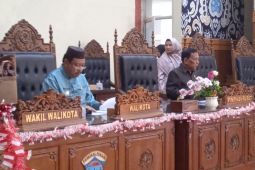 DPRD Pangkalpinang gelar paripurna penyampaian tiga raperda usulan pemkot