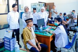 Khofifah pastikan pasien PBI tetap terlayani selama masa transisi