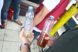 Anak muda Makassar olah sampah plastik jadi BBM