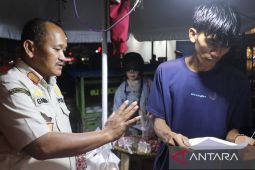 Pemkab Bekasi sosialisasikan penertiban pasar tumpah area SGC