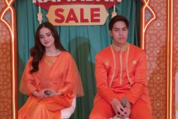 Pasangan Syifa Hadju dan El Rumi kompak pilih menu ringan untuk berbuka puasa Ramadhan