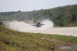 Indonesia trials toll roads as fighter jet runways for first time