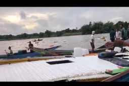Kapal motor Dahlia tenggelam di sungai Mahakam, semua penumpang selamat
