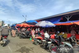 Pemkot Bengkulu optimalkan PAD retribusi parkir dari Pasar Subuh