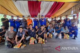 Ditpolairud Jambi sambangi warga pesisir Kampung Laut beri edukasi