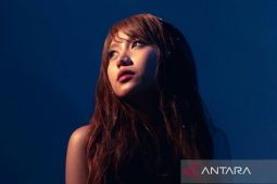Ghea Indrawari hadirkan "1000x" refleksi jujur cinta