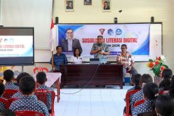 Pemkot Ambon edukasikan literasi digital untuk siswa SMPN 6 Ambon