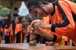 Belajar permainan tradisional