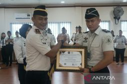 Kalapas Medan berikan penghargaan kepada pegawai berprestasi