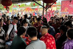 Perhakin Singkawang salurkan 5.000 paket untuk warga  sambut Imlek