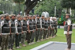 Sanksi atas pelanggaran jam operasional usaha hiburan saat Ramadhan