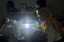 Warga terdampak banjir di Aceh jual hidangan sahur ke praja IPDN