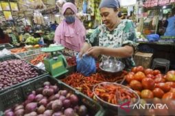 Pemkab Subang pastikan pasokan dan harga kebutuhan pokok cukup terkendali