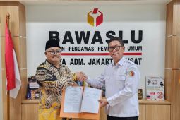 Bawaslu-Kemenag Jakarta Pusat teken MoU untuk tingkatkan literasi
