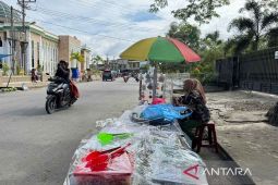 Pedagang takjil diingatkan tidak berjualan sebelum pukul 15.00 WIB