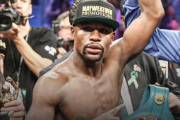 Floyd Mayweather mengumumkan kembali ke ring setelah 9 tahun pensiun