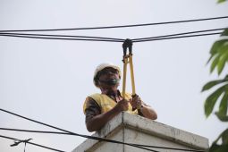 DPRD Kota Tangerang bahas Raperda penataan jaringan utilitas