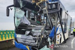 Sopir tertidur jadi penyebab kecelakaan bus Transjakarta Koridor 13