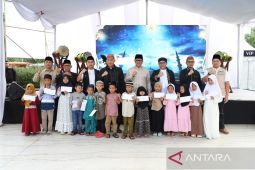 YBM PLN Cikokol santuni anak yatim di Festival Al Azhom