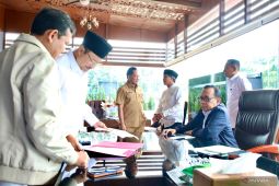 Mensos salurkan bantuan stimulan Rp5 juta bagi 47 ribu keluarga korban bencana Sumatera