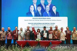 Kemdiktisaintek kata dia resmikan 9 PPDS baru di Surabaya