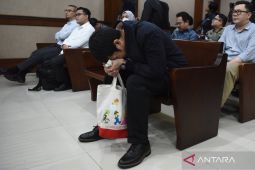 Anak Riza Chalid divonis 15 tahun penjara setelah terbukti korupsi tata kelola minyak